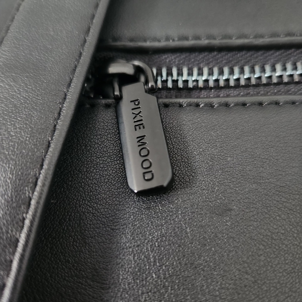 Pixie MOOD VEGAN LEATHER Black Backpack - Picture 4 of 7